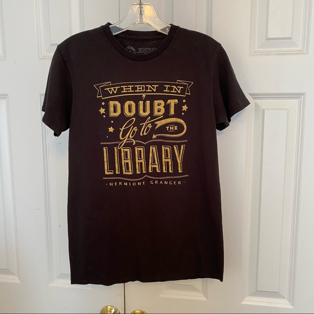 Harry Potter t-shirt.. When in Doubt… Size S
